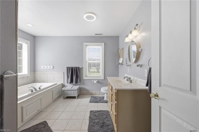 16 Holland DR, Windsor, VA 23487