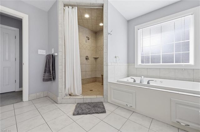 16 Holland DR, Windsor, VA 23487