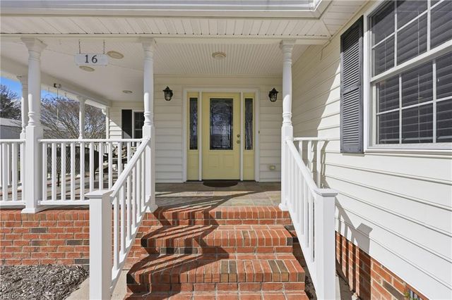 16 Holland DR, Windsor, VA 23487