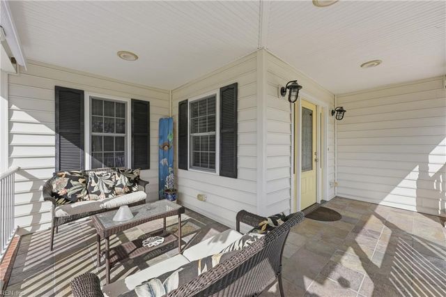 16 Holland DR, Windsor, VA 23487