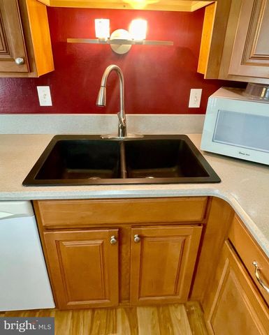 8194 MOUNTAIN ESTATE CT, Pasadena, MD 21122