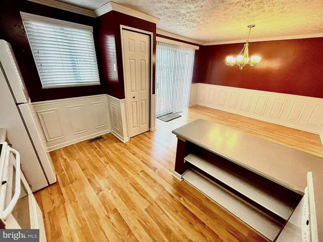 8194 MOUNTAIN ESTATE CT, Pasadena, MD 21122