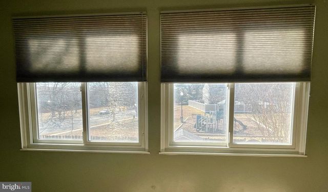 8194 MOUNTAIN ESTATE CT, Pasadena, MD 21122