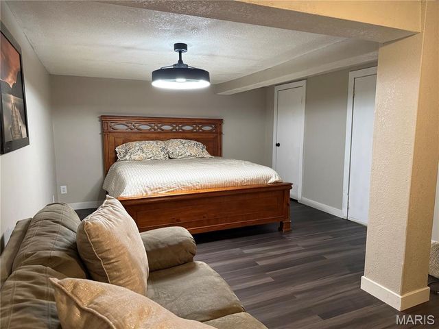 13075 Old Jamestown Road, Black Jack, MO 63033