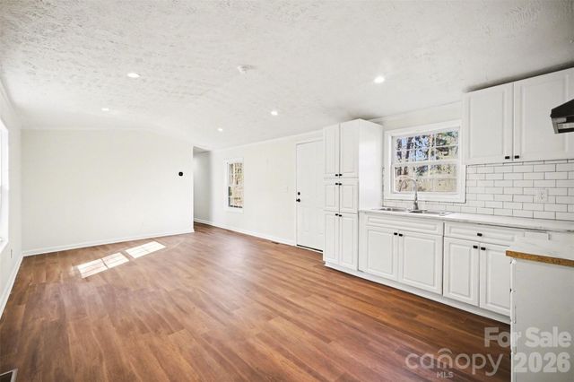 114 Woodberry Drive, Cherryville, NC 28021