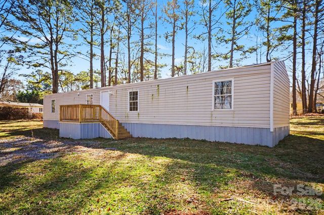 114 Woodberry Drive, Cherryville, NC 28021