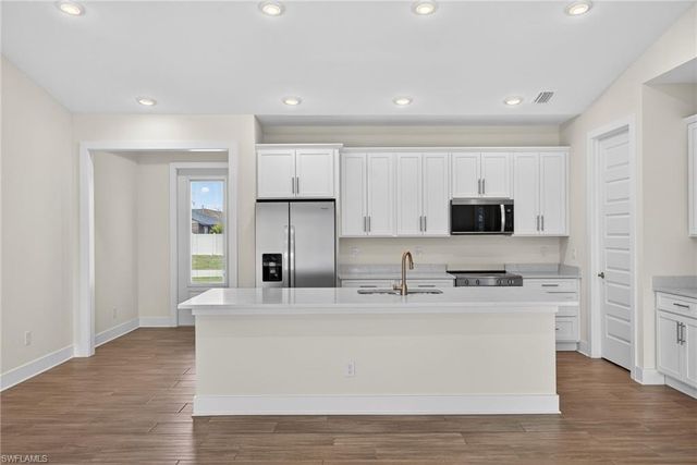 1022 SW 15th AVE, Cape Coral, FL 33991