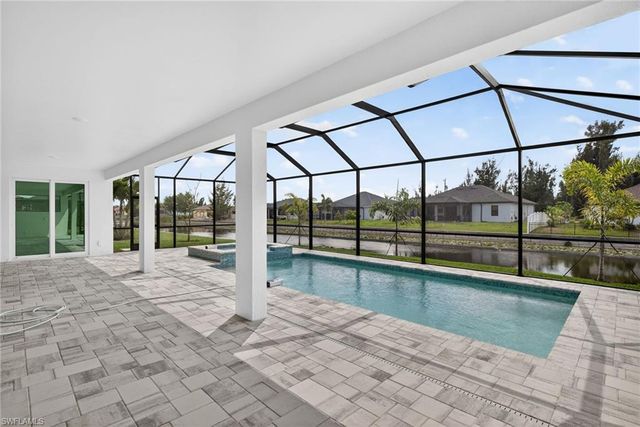 1022 SW 15th AVE, Cape Coral, FL 33991