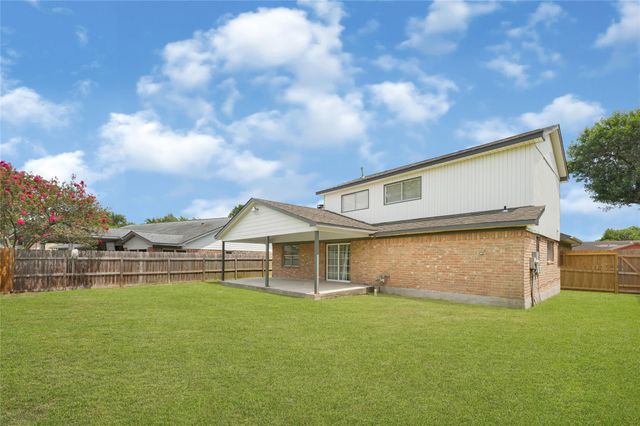 12543 Versailles Drive, Houston, TX 77015