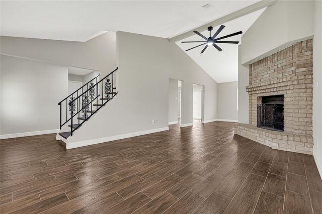 12543 Versailles Drive, Houston, TX 77015