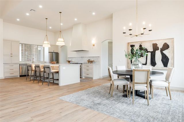 11900 Setenta Grove Circle, Oklahoma City, OK 73150