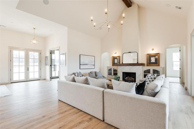 11900 Setenta Grove Circle, Oklahoma City, OK 73150