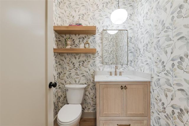 11900 Setenta Grove Circle, Oklahoma City, OK 73150