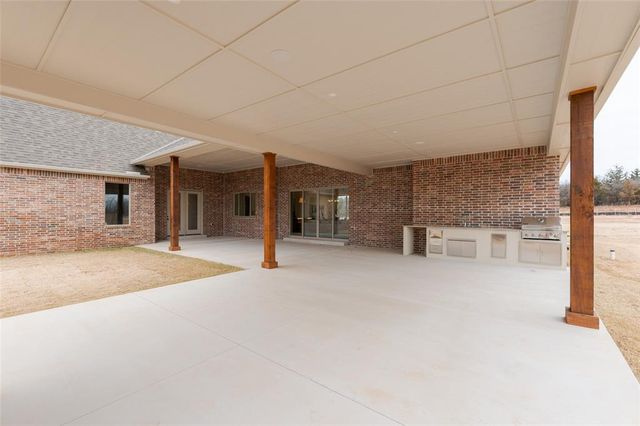 11900 Setenta Grove Circle, Oklahoma City, OK 73150