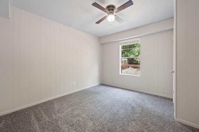 239 White Oak Hills, Livingston, TX 77351