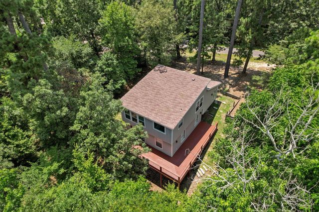239 White Oak Hills, Livingston, TX 77351