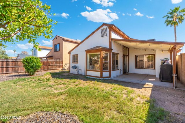 814 E MANOR Drive, Chandler, AZ 85225