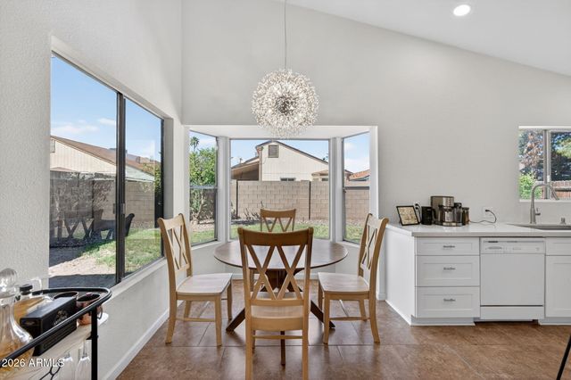 814 E MANOR Drive, Chandler, AZ 85225