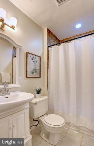 6124 42ND AVE, Hyattsville, MD 20781