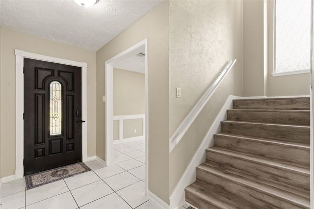 7231 Granvia Dr, Houston, TX 77083