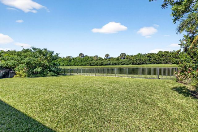 9331 Grand Prix Lane, Boynton Beach, FL 33472