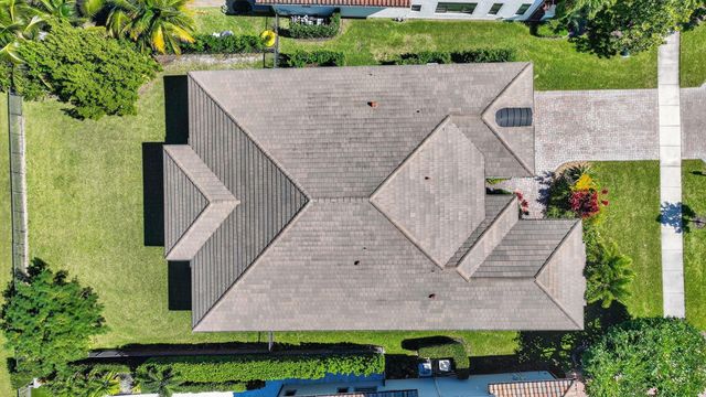 9331 Grand Prix Lane, Boynton Beach, FL 33472