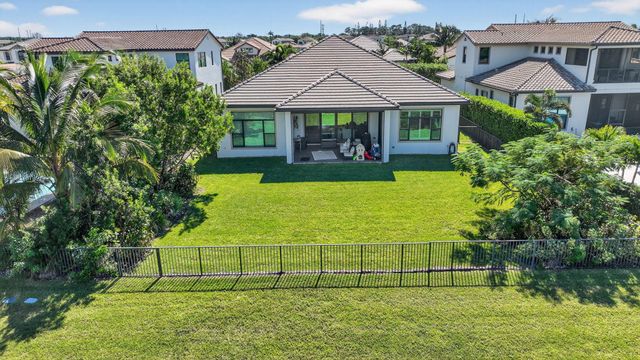 9331 Grand Prix Lane, Boynton Beach, FL 33472