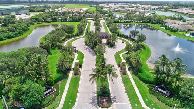 9331 Grand Prix Lane, Boynton Beach, FL 33472