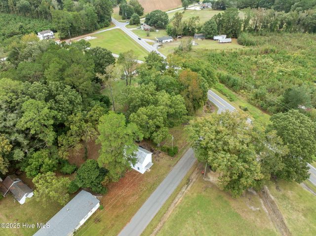 3781 Woodmen Road, Greenville, NC 27858