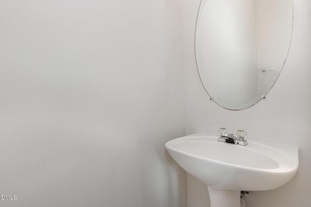 10947 Pendragon Place, Raleigh, NC 27614