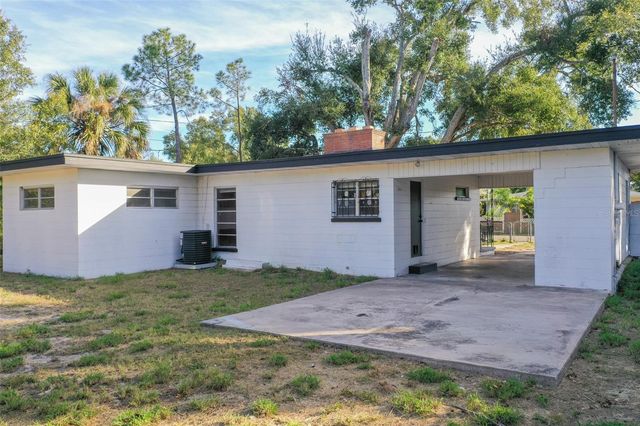 495 AVENUE F SE, Winter Haven, FL 33880