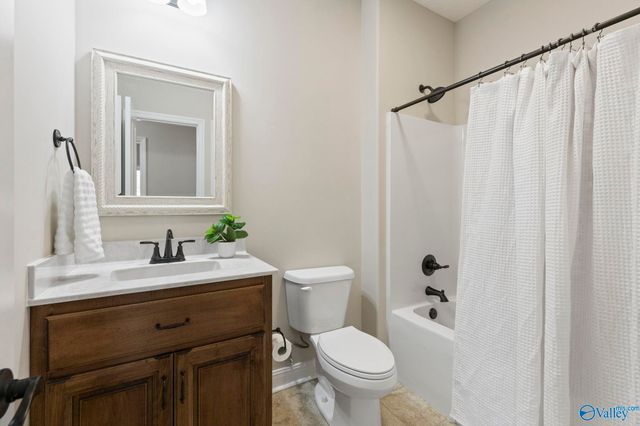 16210 Kyle Moran Drive, Athens, AL 35614