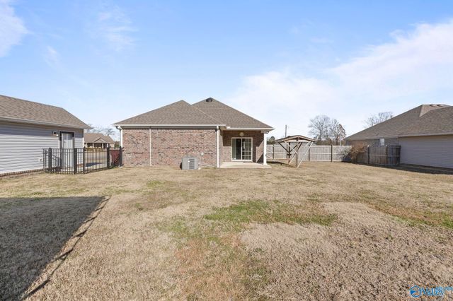16210 Kyle Moran Drive, Athens, AL 35614