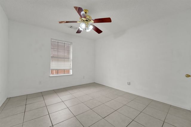 2207 Hickory Wood Trail, Arlington, TX 76018