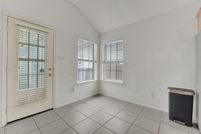 2207 Hickory Wood Trail, Arlington, TX 76018