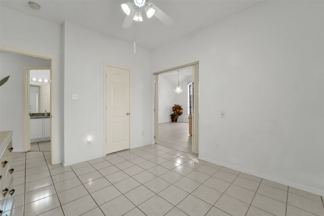 2207 Hickory Wood Trail, Arlington, TX 76018