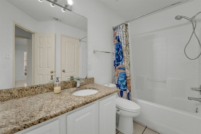 2207 Hickory Wood Trail, Arlington, TX 76018