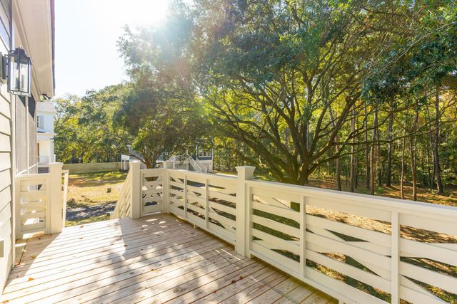 1127 Hamlin Road, Mount Pleasant, SC 29466