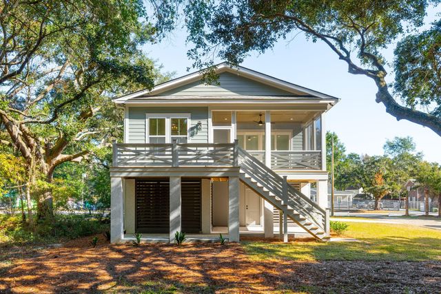 1127 Hamlin Road, Mount Pleasant, SC 29466