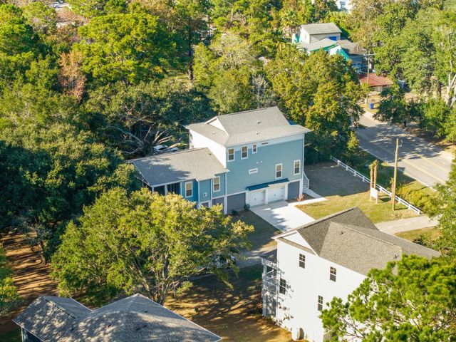 1127 Hamlin Road, Mount Pleasant, SC 29466