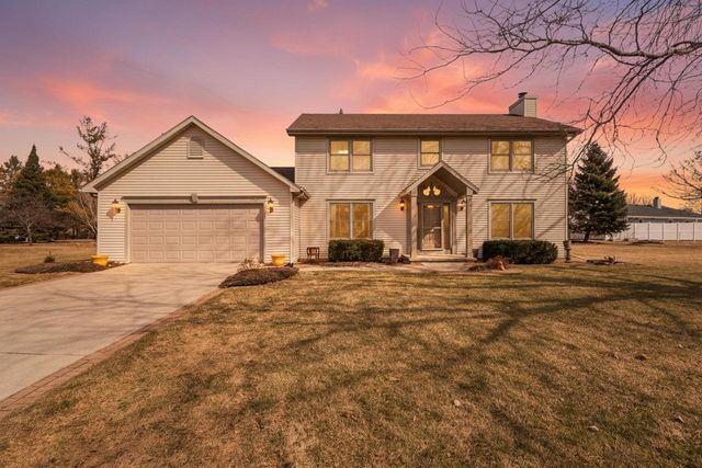 1955 W BARABOO CIRCLE, De Pere, WI 54115