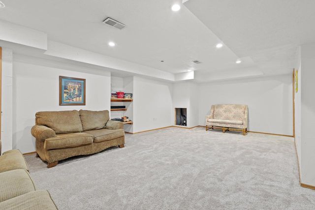 1955 W BARABOO CIRCLE, De Pere, WI 54115