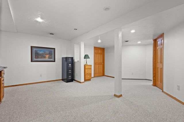 1955 W BARABOO CIRCLE, De Pere, WI 54115