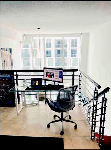 41 SE 5th St 706, Miami, FL 33131