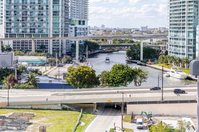 41 SE 5th St 706, Miami, FL 33131