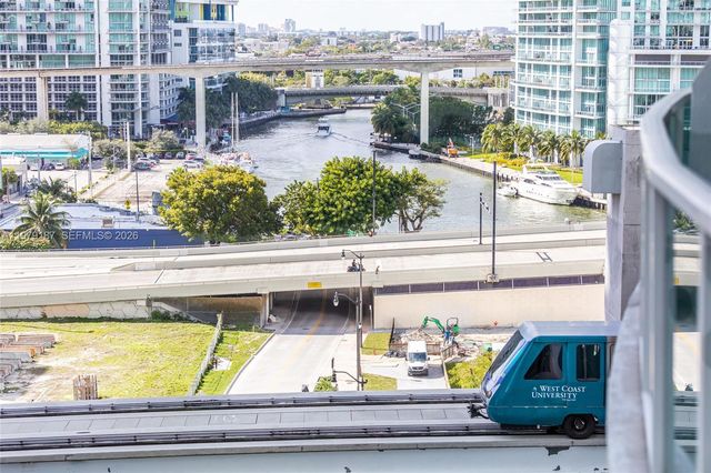 41 SE 5th St 706, Miami, FL 33131