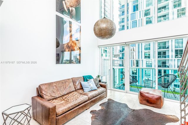 41 SE 5th St 706, Miami, FL 33131