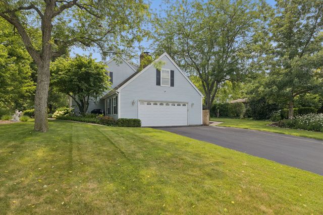 102 Azalea Road, Frankfort, IL 60423