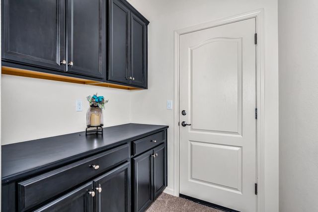 860 Fritz Dr, Los Banos, CA 93635