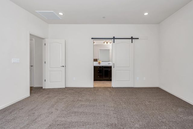 860 Fritz Dr, Los Banos, CA 93635